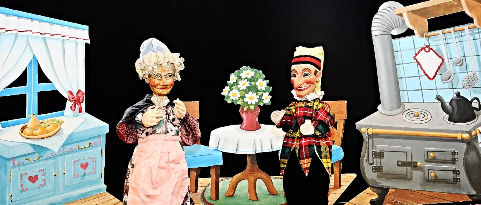 Handpuppen: Kasper und Großmutter