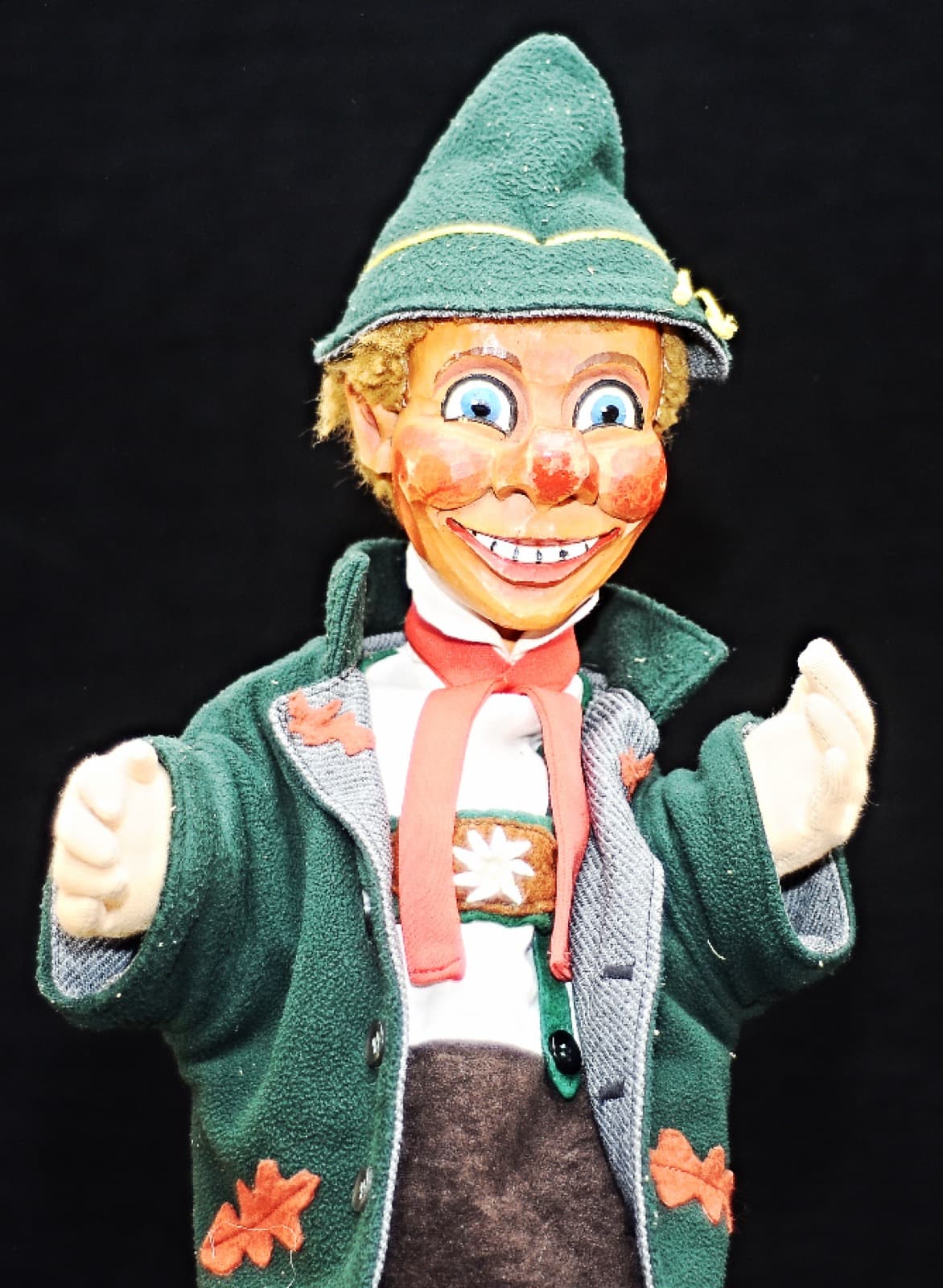 Handpuppe: Bursche in Tracht
