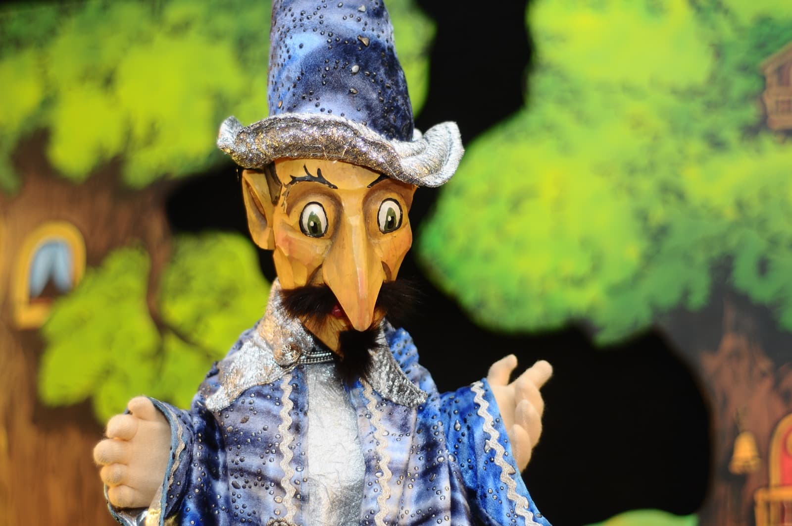 Handpuppe: Zauberer mit Sternenhut